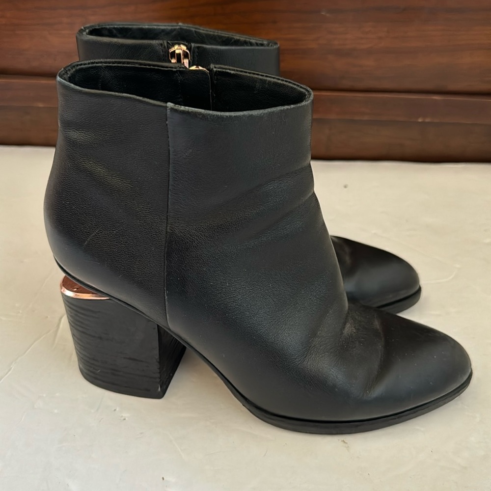 Alexandra Wang Gabi Rose gold boots